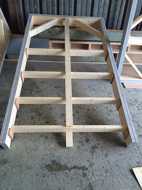 Mannequin-abouts-reservation-bois-pour-ouverture-porte Mannequin bois pour ouverture porte